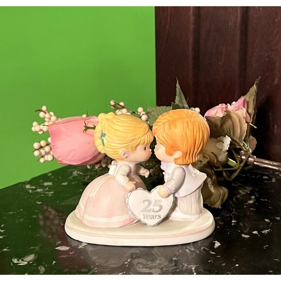 25th Anniversary Happily Ever After Bride and Groom Figurine Cake Topper Enesco - Picture 2 of 10